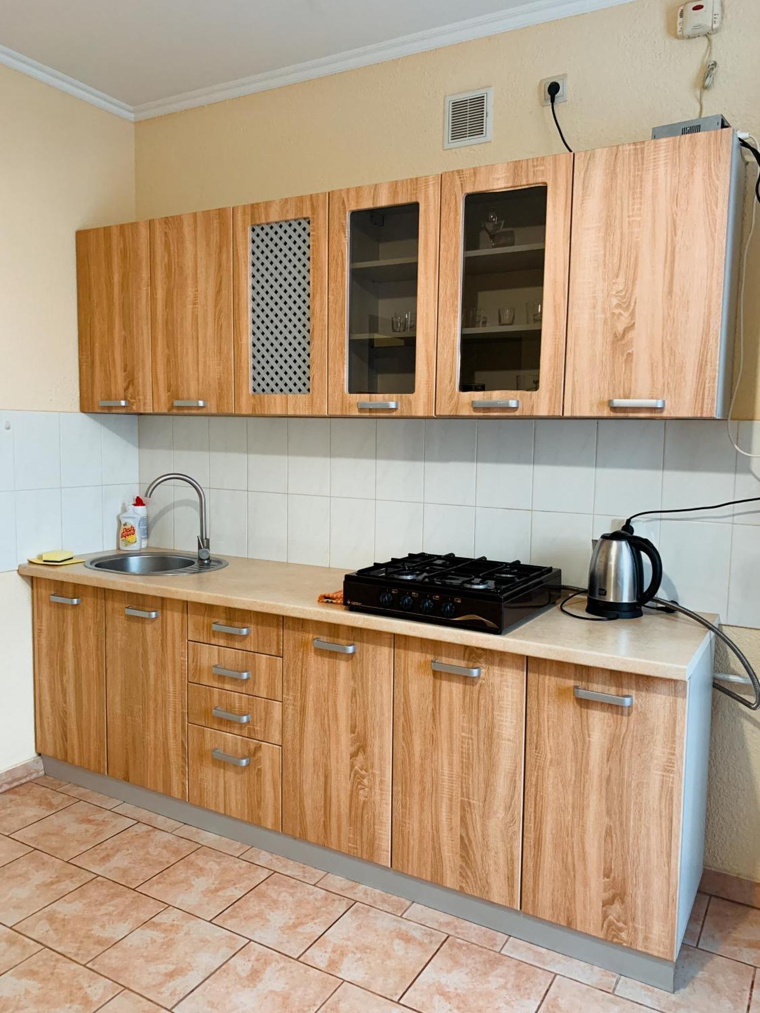 Apartments Domovik Мостова 5 Кв 38 มุกาเชเว ภายนอก รูปภาพ